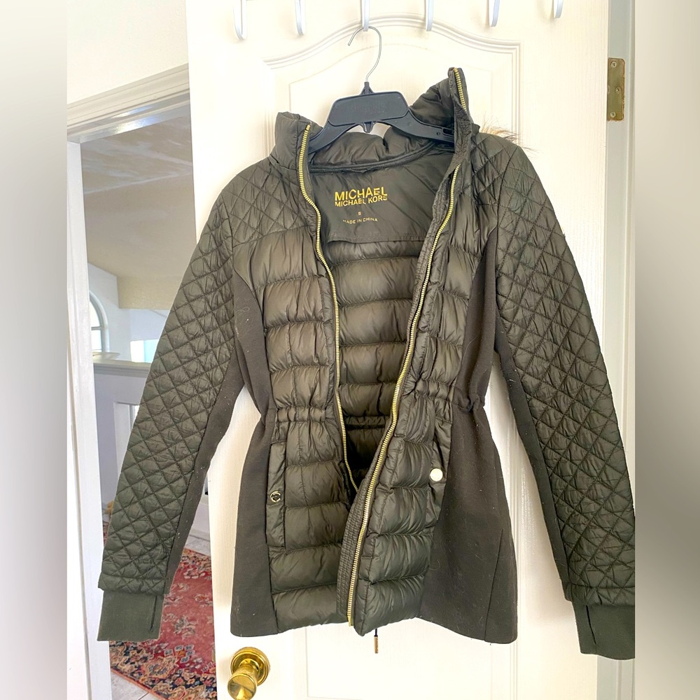 ✨Michael Kors coat with zip fur hoodie ✨
